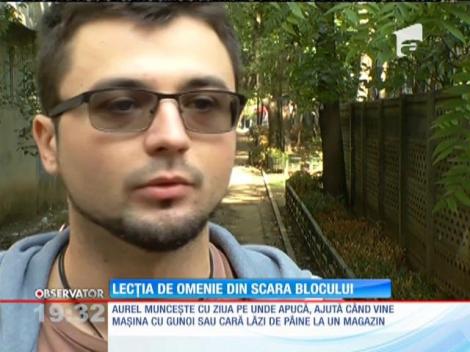 Un tânăr obişnuit a donat o casă pentru un om al străzii