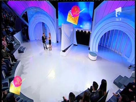 Claudiu Bleonț susține doi copii care cresc fără mama lor, plecată la muncă, în Italia