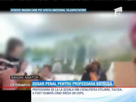 Dosar penal pentru profesoara din Tulcea, care a lovit un copil în faţa clasei