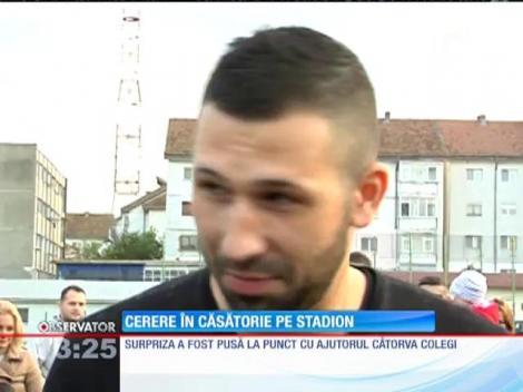 Căpitanul echipei Oţelul Galaţi și-a cerut iubita de soţie, într-un mod inedit