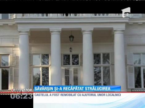 Castelul Regal de la Săvârşin şi-a deschis porţile după opt ani