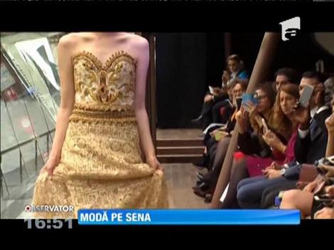 Prezentare de moda la bordul unei ambarcatiuni