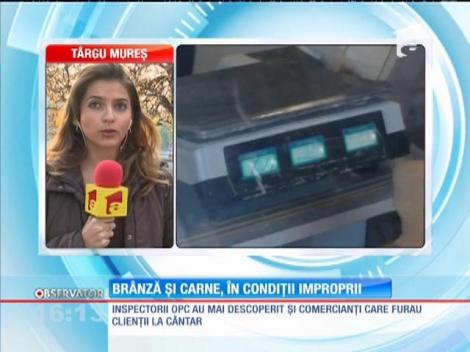 Inspectorii OPC au descoperit pe tarabele din Târgu Mureş sute de kilograme de brânză şi carne ţinute în condiţii improprii