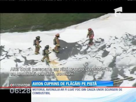 Un avion a fost cuprins de flăcări pe un aeroport din Florida