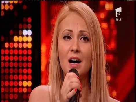 Christina Perri - "Jar of hearts". Vezi interpretarea Biancăi Istrate, la X Factor!