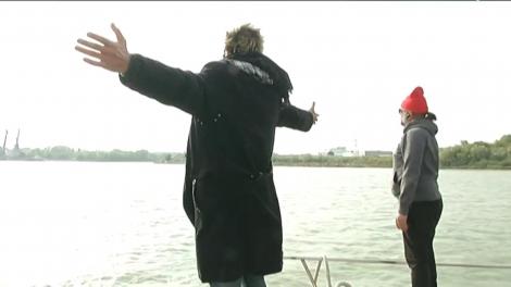 Nea Mărin le îndeplineşte un mare vis celor doi miri