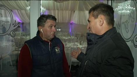 Dan Helciug a fost pus la muncă: "Zici ca m-a făcut mama ospătar"