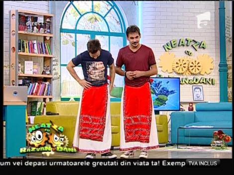 Răzvan și Dani și-au pus poalele în cap, la propriu!