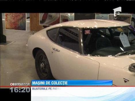 Mașini de colecție la târgul auto anual de la Dubai