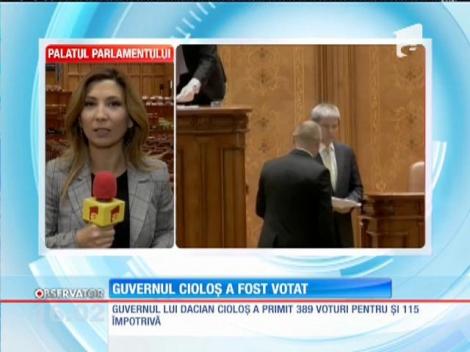 Avem un nou Guvern! Cabinetul lui Dacian Cioloş a fost votat în Parlament