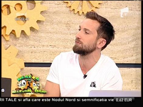 Smiley news: Șofer de raliu la opt ani