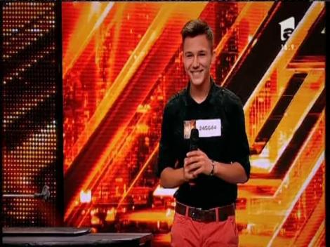 Jurizare: Vlad Cearâc merge în următoarea etapă X Factor