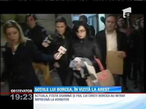 Soțiile lui Borcea, în vizită la arest