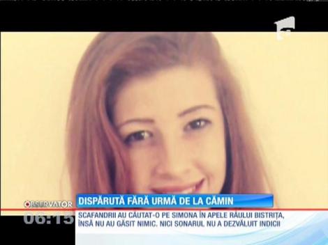 Simona, o tânără de 16 ani care a dispărut în urmă cu aproape o lună este de negăsit