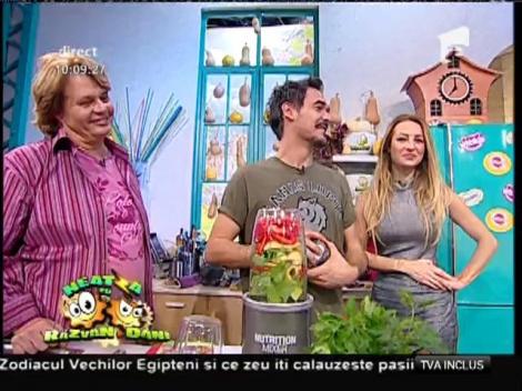 Carmen Minune lansează piesa "Living the moment"