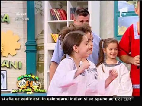 Lupte spartane, în DIRECT, la "Neatza"! Dani Oțil a fost făcut KO de niște…fetițe!