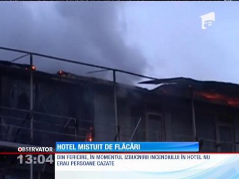Un incendiu violent a izbucnit în stațiunea Mamaia