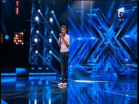 Michael Jackson - "You Are Not Alone". Vezi interpretarea lui Emanuel Varga, la X Factor!