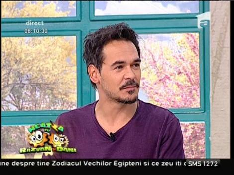 Te plictisești la semafor? Iată ce fac șoferii bucureșteni atunci când sunt blocați în trafic