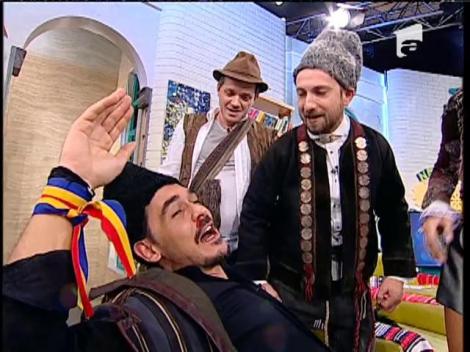 Ajutor! Lui Răzvan Simion îi curge sânge din nas?!