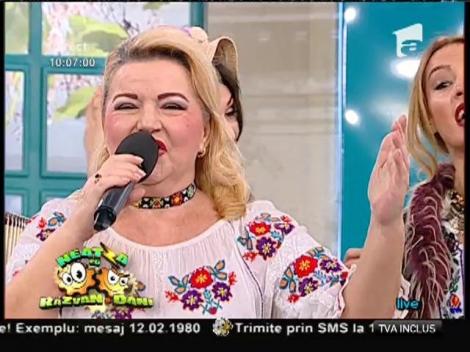 Maria Cârneci, show muzical la ”Neatza”