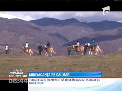 Minivacanţa de 1 Decembrie în staţiunea dâmboviţeană Runcu