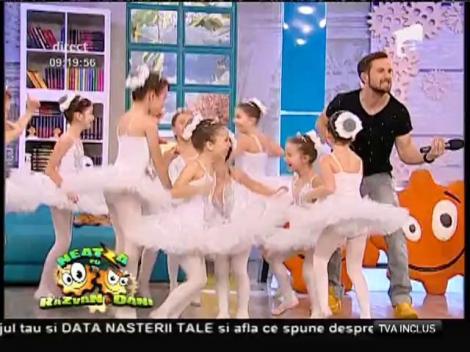 Debandadă totală! Haosul se instalează pe ritmuri de muzică rock!