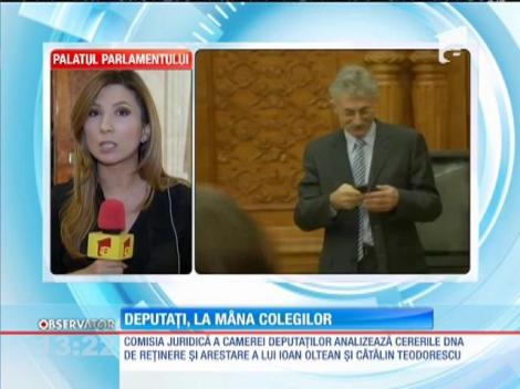 Deputaţii PNL Ioan Oltean şi Cătălin Teodorescu, la mâna colegilor