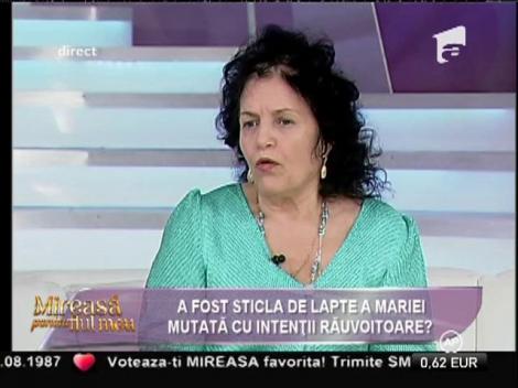 O cutie de lapte rătăcită a turnat benzină pe flacăra disputelor dintre mame și fete