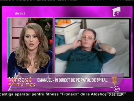 Emanuel şi mama, pe patul de spital