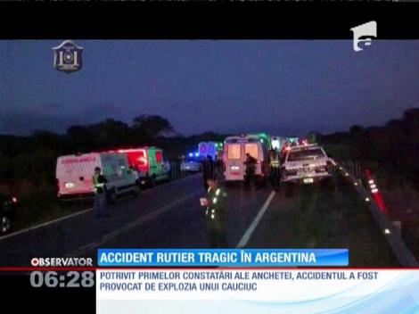 Un accident cumplit a cutremurat Argentina. 43 de jandarmi au murit după ce s-au prăbuşit cu autobuzul de pe un pod
