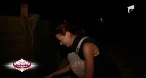 Concurenţii au primit sarcină să-şi construiască un loc de dormit în natură