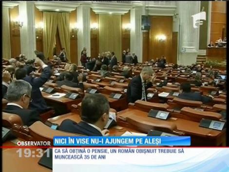 Au pensii de de până la 11 mii de lei! Iată în ce condiţii ar putea un român să obţină o pensie de deputat sau senator