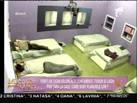 Feriți de ochii celorlalți concurenți, Tudor și Luiza pun țara la cale!