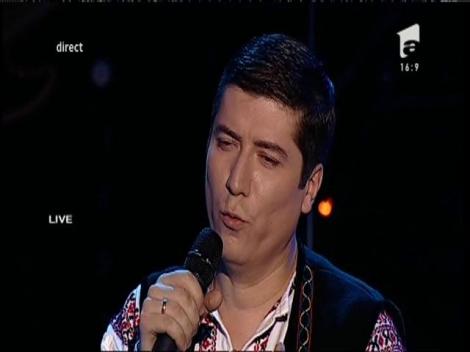 Maria Tănase - "Lume, lume". Vezi interpretarea trupei Bravissimo, în prima Gală de la X Factor!