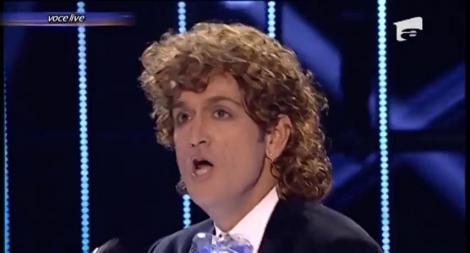 Cezar Ouatu se transformă în Gabriel Cotabiță - "Noapte albastră"