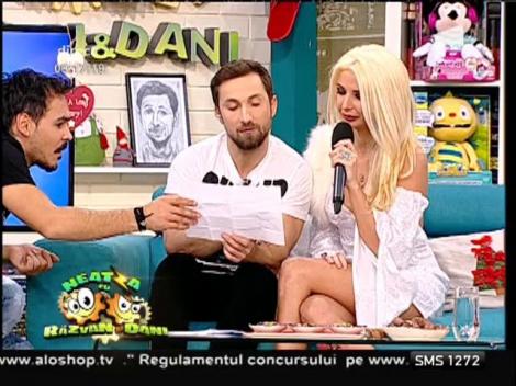 Madeleine &icirc;i cere Moșului, prin piesa &rdquo;Santa Baby&rdquo;, pantofi, bijuterii si un cec de un milion de euro