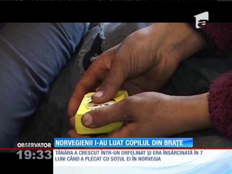 Norvegienii i-au luat copilul din braţe