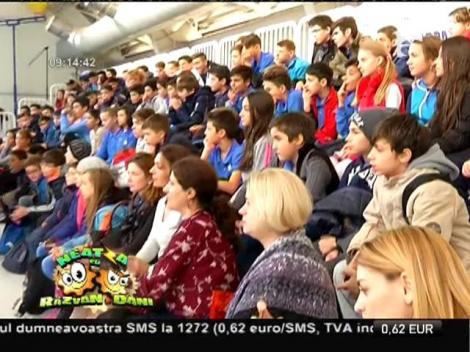 George Ogăraru, donație de carte alături de Asociația Curtea Veche pentru micii fotbaliști bucureșteni