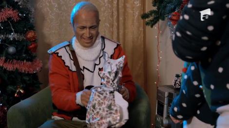 Ho! Ho! Ho! A venit Moș ”Administrator” Vișinescu!