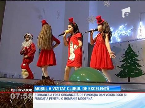 Moş Crăciun a vizitat clubul de excelenţă al fundaţiei Dan Voiculescu