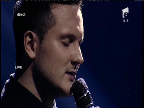 Tudor Gheorghe - "Colindul celui fără de țară". Vezi interpretarea trupei Bravissimo din a doua gală live X Factor!