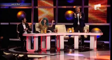 Atențiieeee, ardeee scena! Adrian Enache și Ozana, moment tandru în... văzul tuturor!