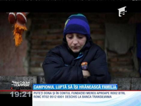 Fii Moş Crăciun pentru un campion! Raul e triplu campion naţional la lupte greco-romane şi singurul care îşi întreţine familia