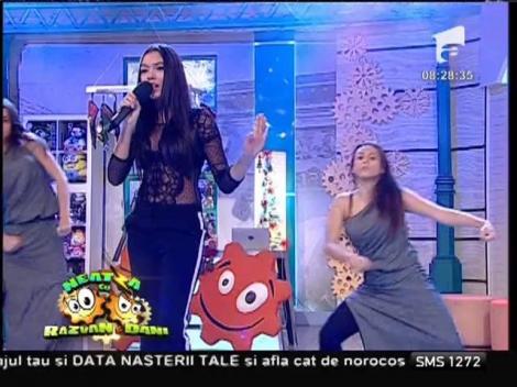 Videoclip! Letty - "Tell me if you know"