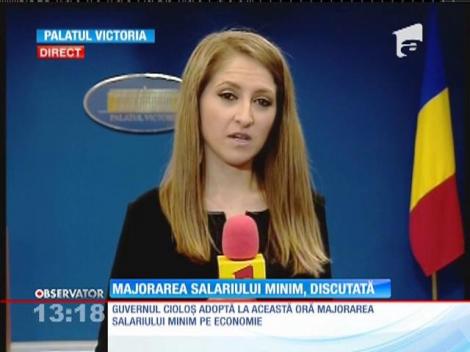 Majorarea salariului minim pe economie, discutată la Guvern