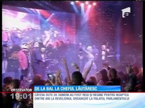 Regi și regine, în noaptea dintre ani, la Revelionul organizat la Palatul Parlamentului