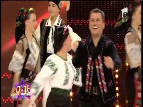 Sus piciorul, Nea Mărinee! "Spaima vedetelor" a făcut spectacol în pași de dans, alături de fiica sa, Larisa