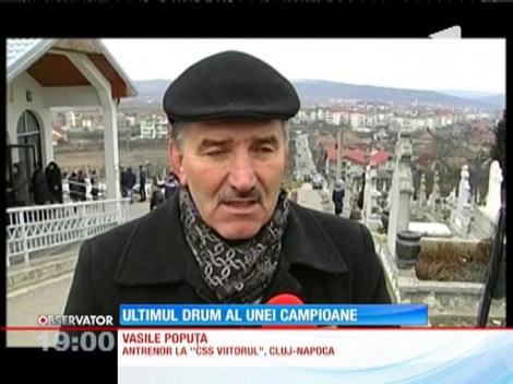 Adela Drăgan, campioană la lupte libere, a fost condusă pe ultimul drum