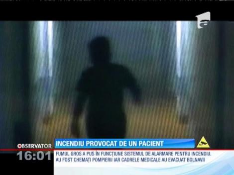 Un bărbat internat în spitalul judeţean Vaslui a creat haos, după ce a pus foc într-unul dintre saloane